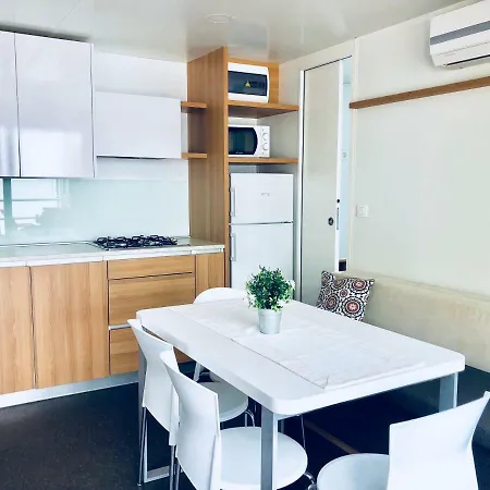 Camp Milo Moje Pensionat Drvenik (Split-Dalmatia)