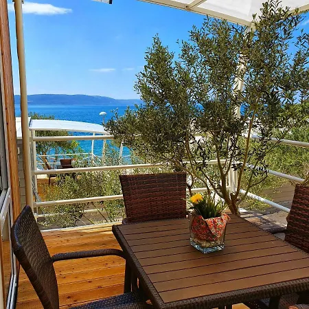 Camp Milo Moje Pensionat Drvenik (Split-Dalmatia)