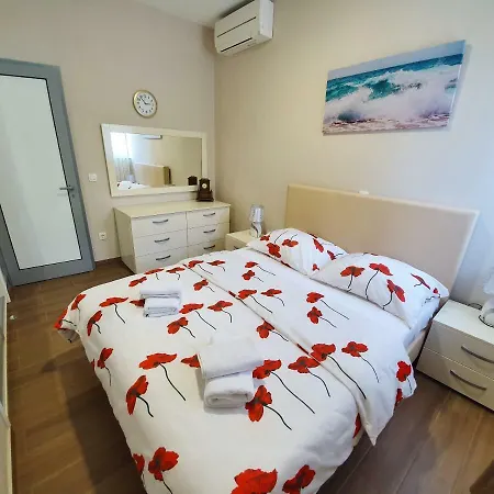 Pensionat Camp Milo Moje Drvenik (Split-Dalmatia)