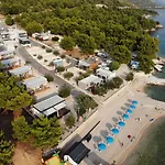게스트하우스 Camp Milo Moje 4*