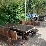 Penzion Camp Milo Moje Drvenik (Split-Dalmatia)