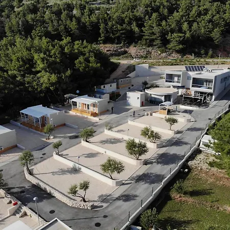 Camp Milo Moje Guest house 4*