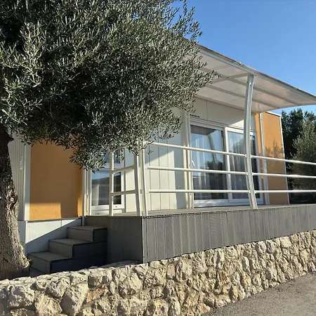 Guest house Camp Milo Moje Drvenik (Split-Dalmatia)