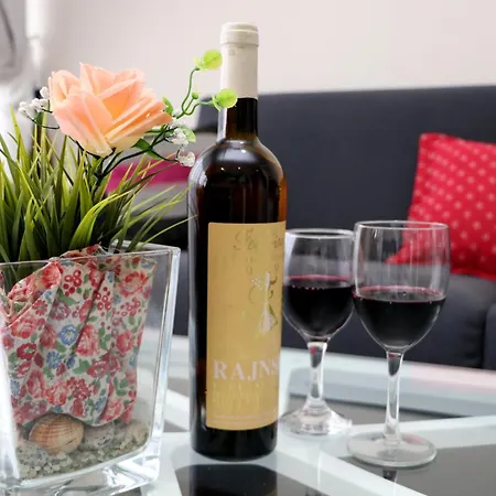 Gostinjska kuća Camp Milo Moje Drvenik (Split-Dalmatia)