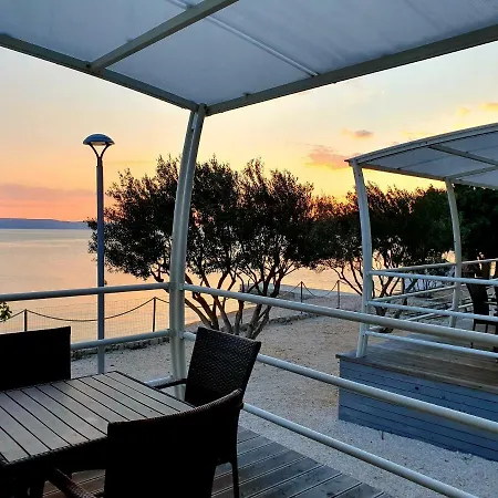 Camp Milo Moje Gæstehus 4*