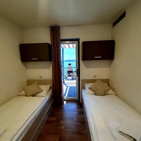 Camp Milo Moje