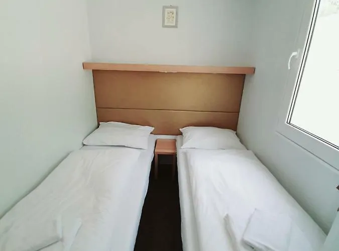 게스트하우스 Camp Milo Moje 드레베니크