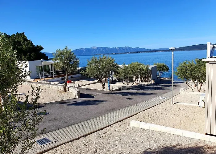 게스트하우스 Camp Milo Moje 4*